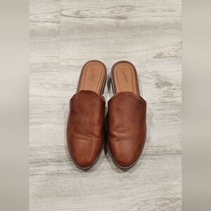Universal Thread Brown Leather Mules